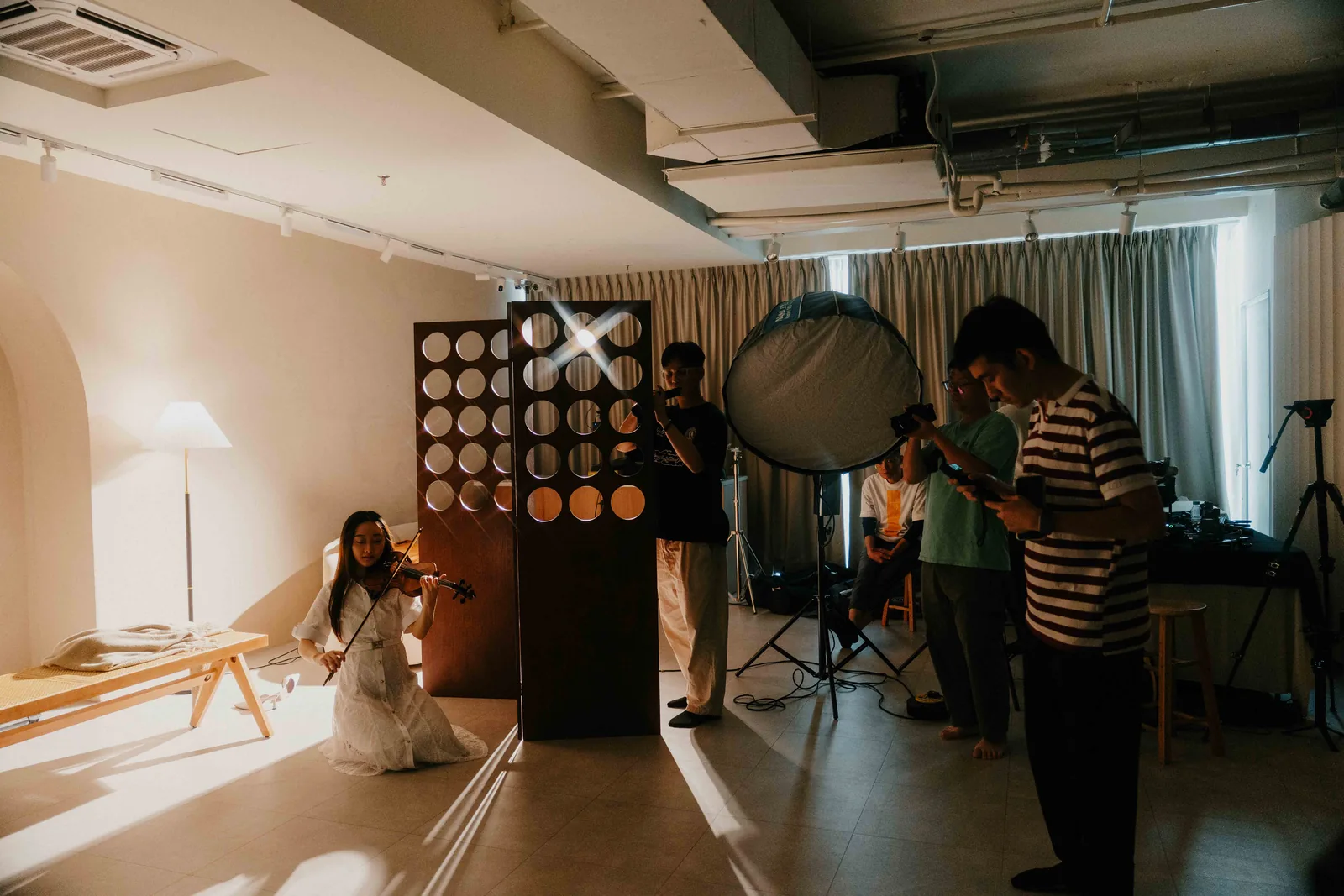 Lighting setup for a live workshop scene